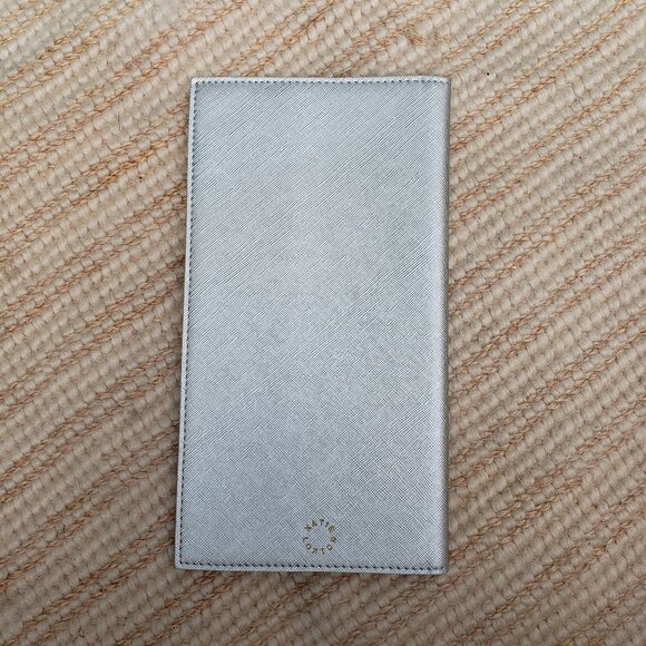 Katie Loxton London ' Yay for Vacay' silver passport holder - Picture 5 of 5